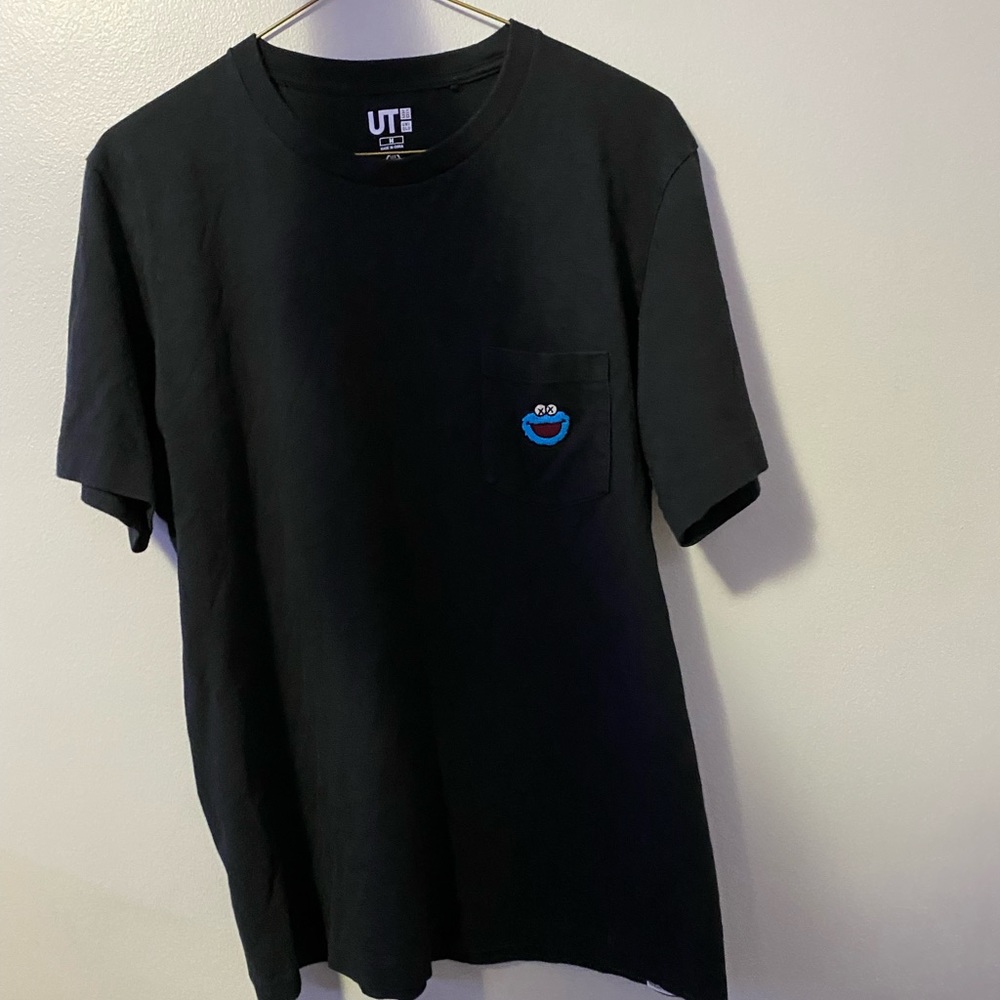 KAWS x Uniqlo Sesame Street Cookie Monster Shirt